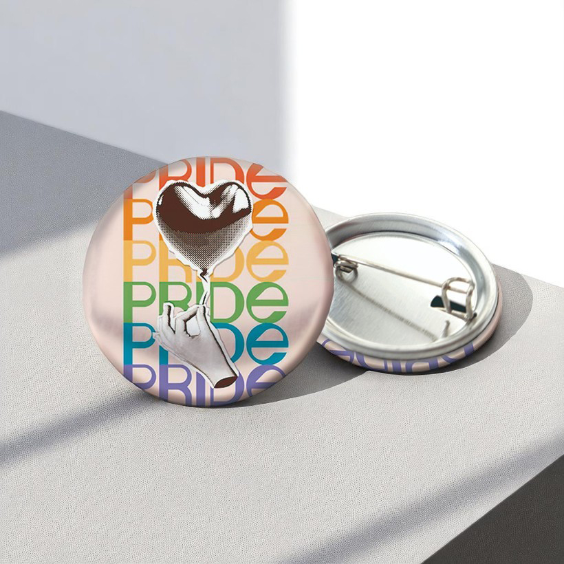 Chapas personalizadas con la palabra PRIDE